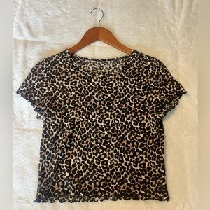 Cheeta print American Eagle tshirt